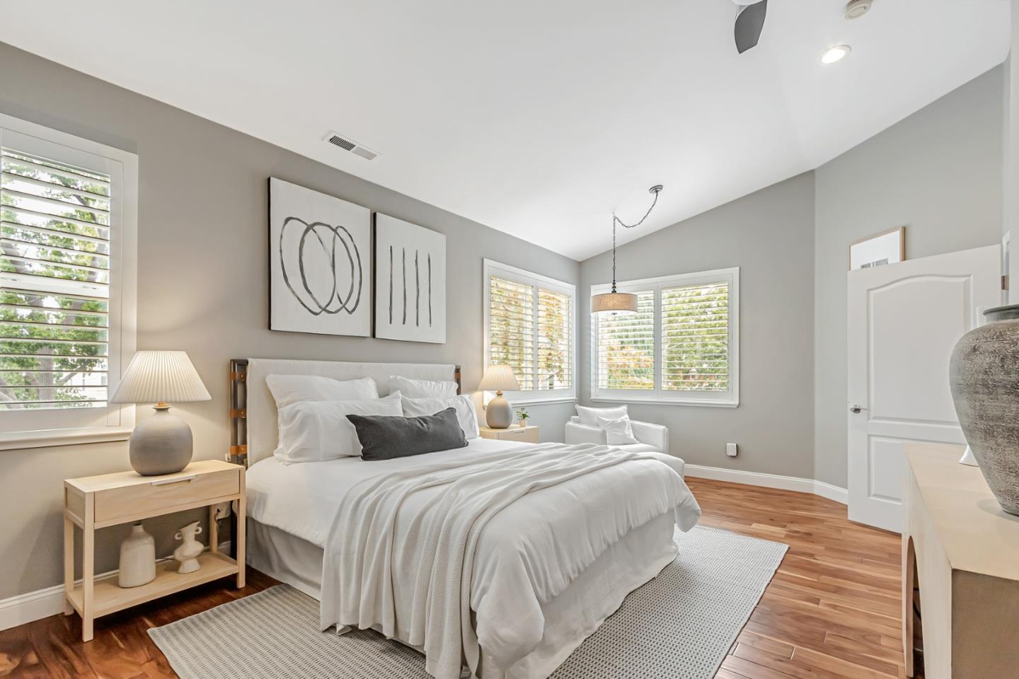 Detail Gallery Image 30 of 65 For 1433 Selborn Pl, San Jose,  CA 95126 - 4 Beds | 2/1 Baths