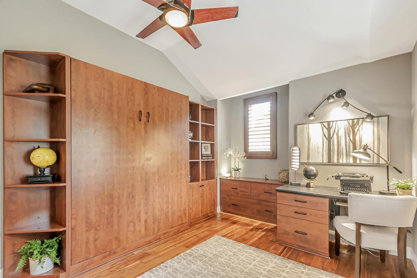 Detail Gallery Image 44 of 65 For 1433 Selborn Pl, San Jose,  CA 95126 - 4 Beds | 2/1 Baths