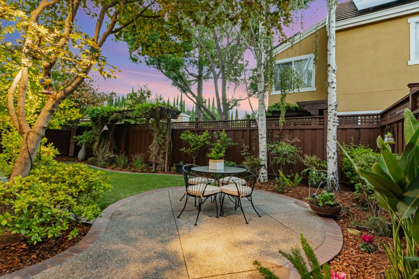 Detail Gallery Image 50 of 65 For 1433 Selborn Pl, San Jose,  CA 95126 - 4 Beds | 2/1 Baths