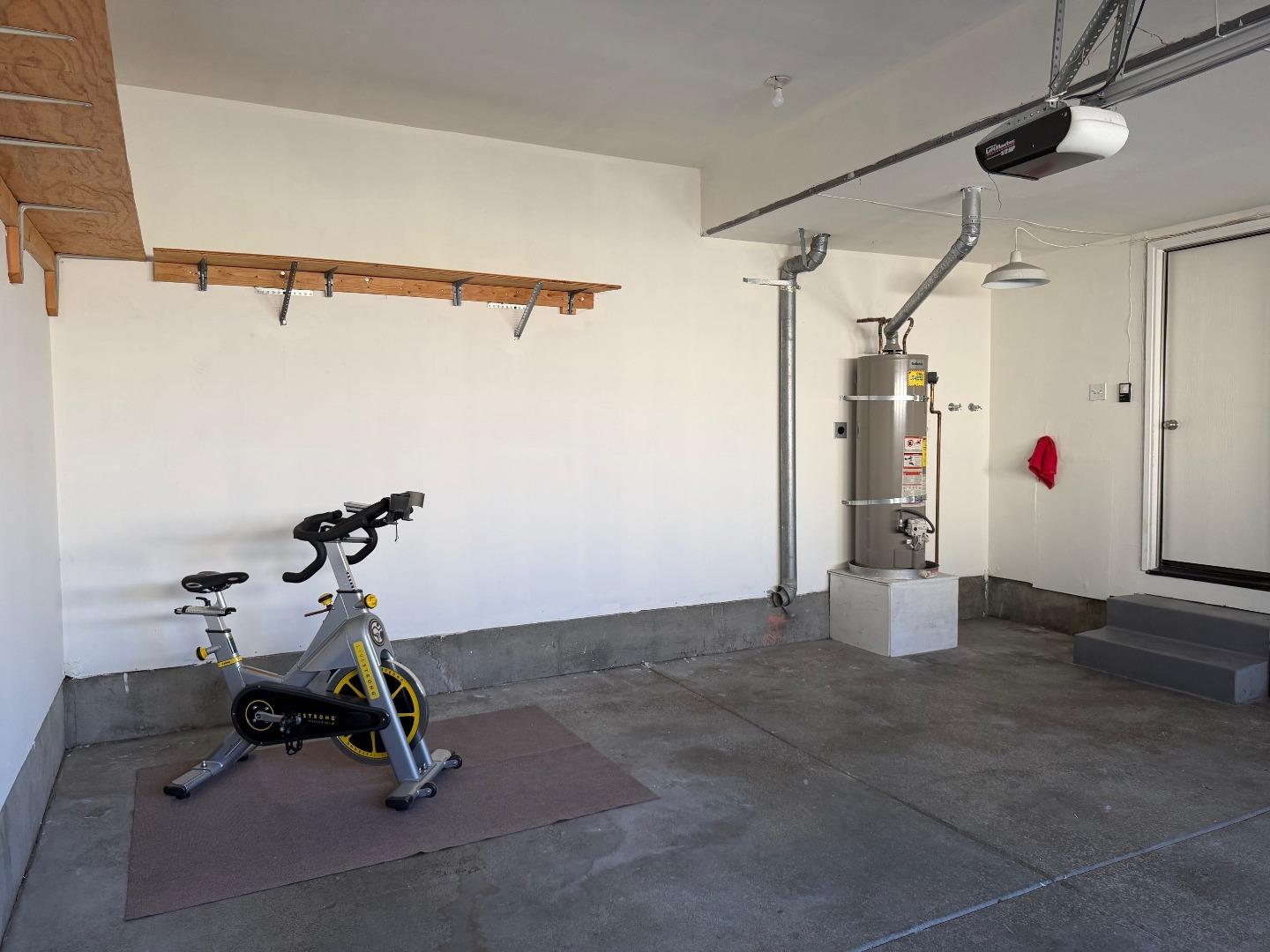 Detail Gallery Image 17 of 28 For 1015 Warburton Ave, Santa Clara,  CA 95050 - 3 Beds | 2/1 Baths