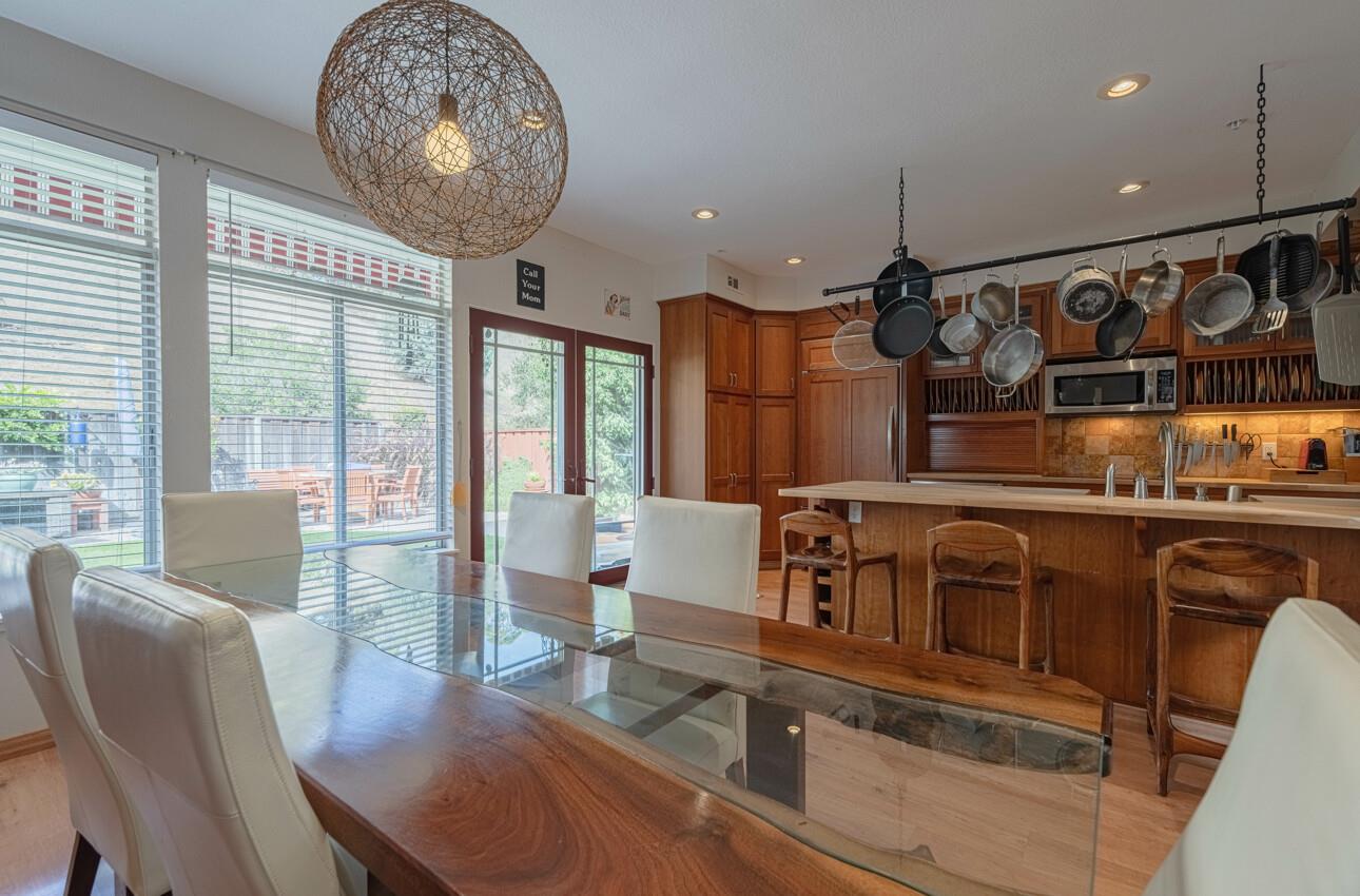 Detail Gallery Image 24 of 45 For 21056 Country Park Rd, Salinas,  CA 93908 - 3 Beds | 2/1 Baths