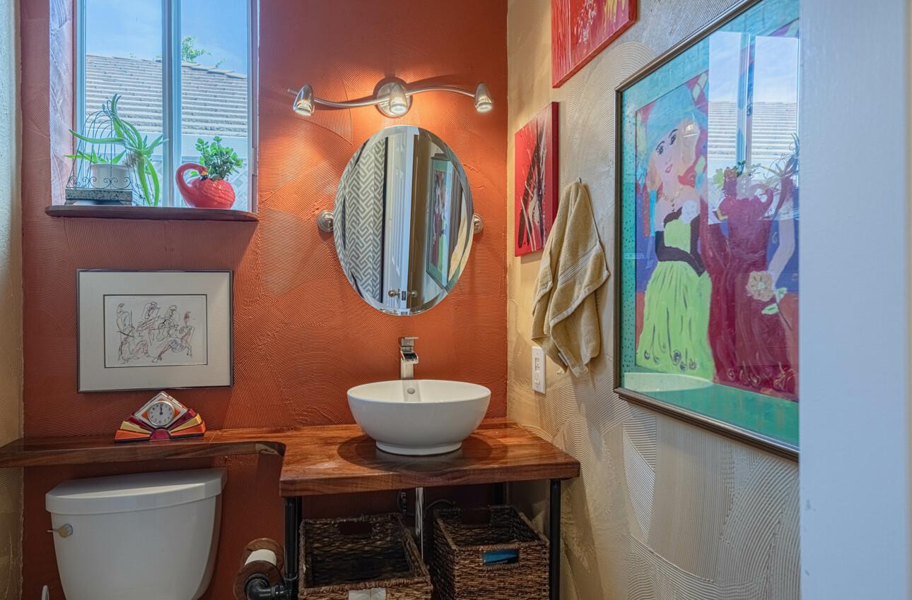 Detail Gallery Image 29 of 45 For 21056 Country Park Rd, Salinas,  CA 93908 - 3 Beds | 2/1 Baths