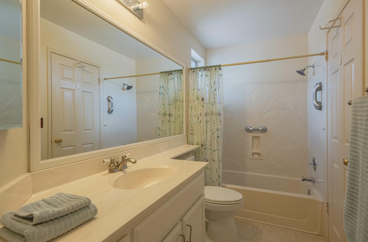 Detail Gallery Image 43 of 45 For 21056 Country Park Rd, Salinas,  CA 93908 - 3 Beds | 2/1 Baths