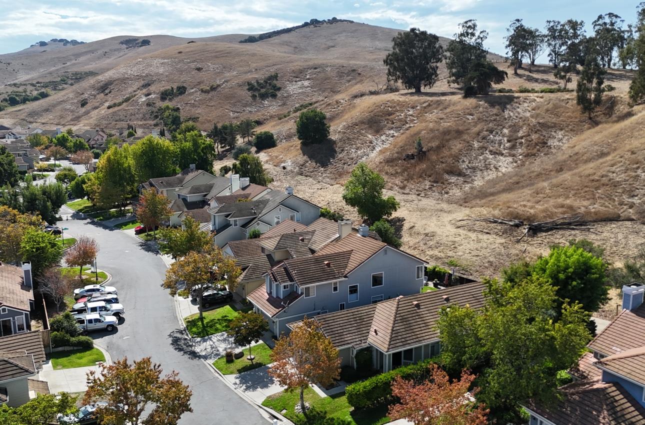 Detail Gallery Image 5 of 45 For 21056 Country Park Rd, Salinas,  CA 93908 - 3 Beds | 2/1 Baths