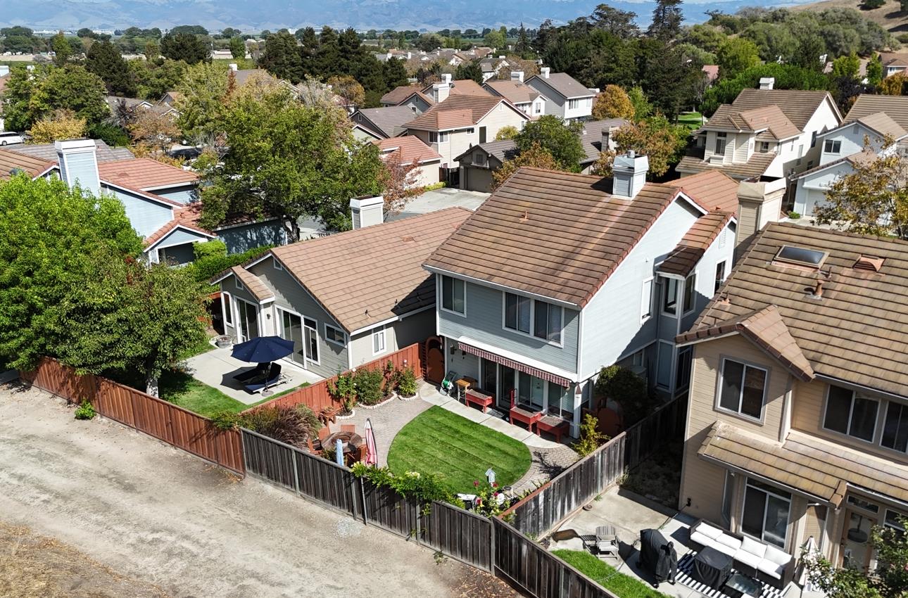 Detail Gallery Image 8 of 45 For 21056 Country Park Rd, Salinas,  CA 93908 - 3 Beds | 2/1 Baths