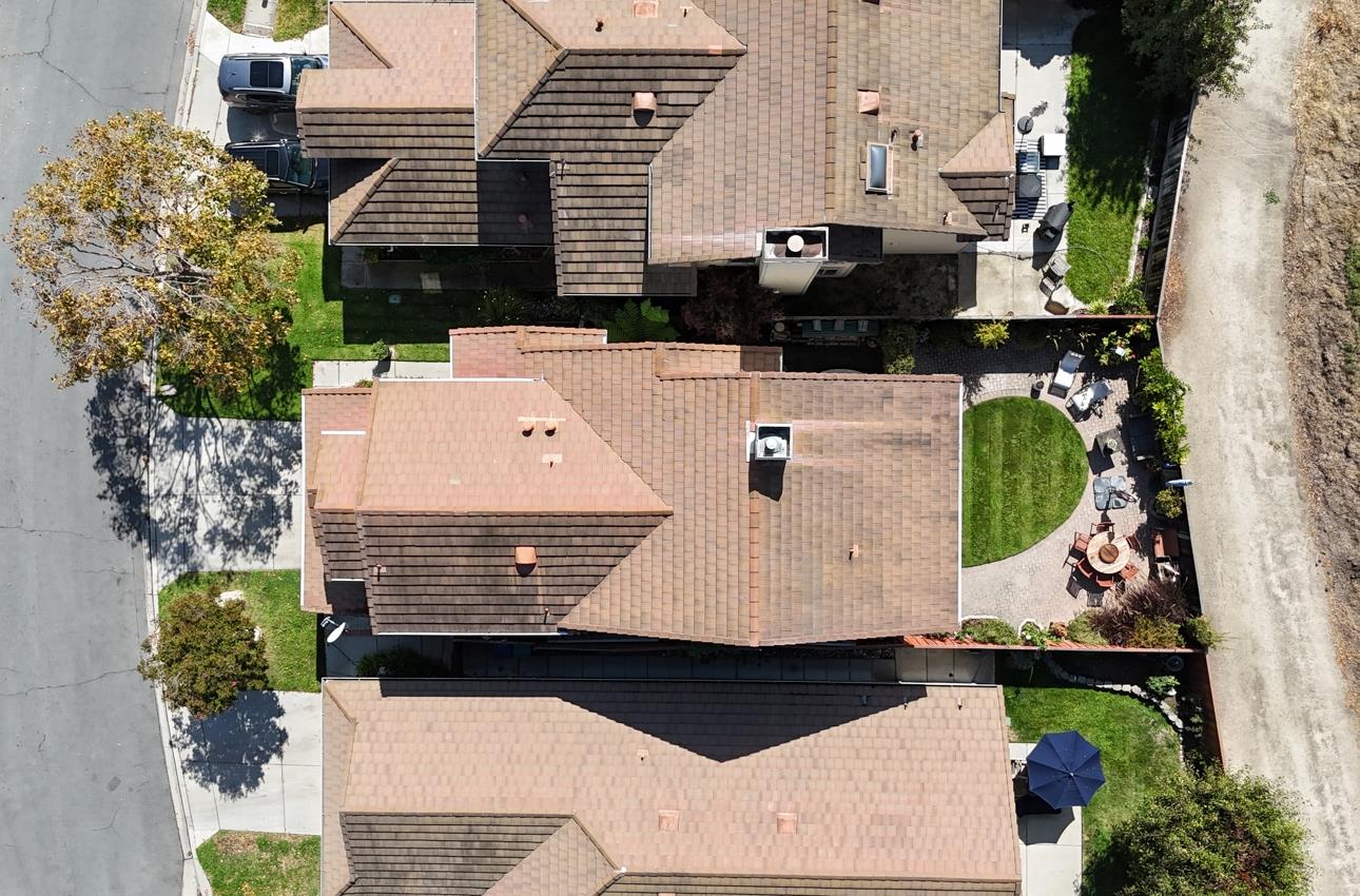 Detail Gallery Image 9 of 45 For 21056 Country Park Rd, Salinas,  CA 93908 - 3 Beds | 2/1 Baths