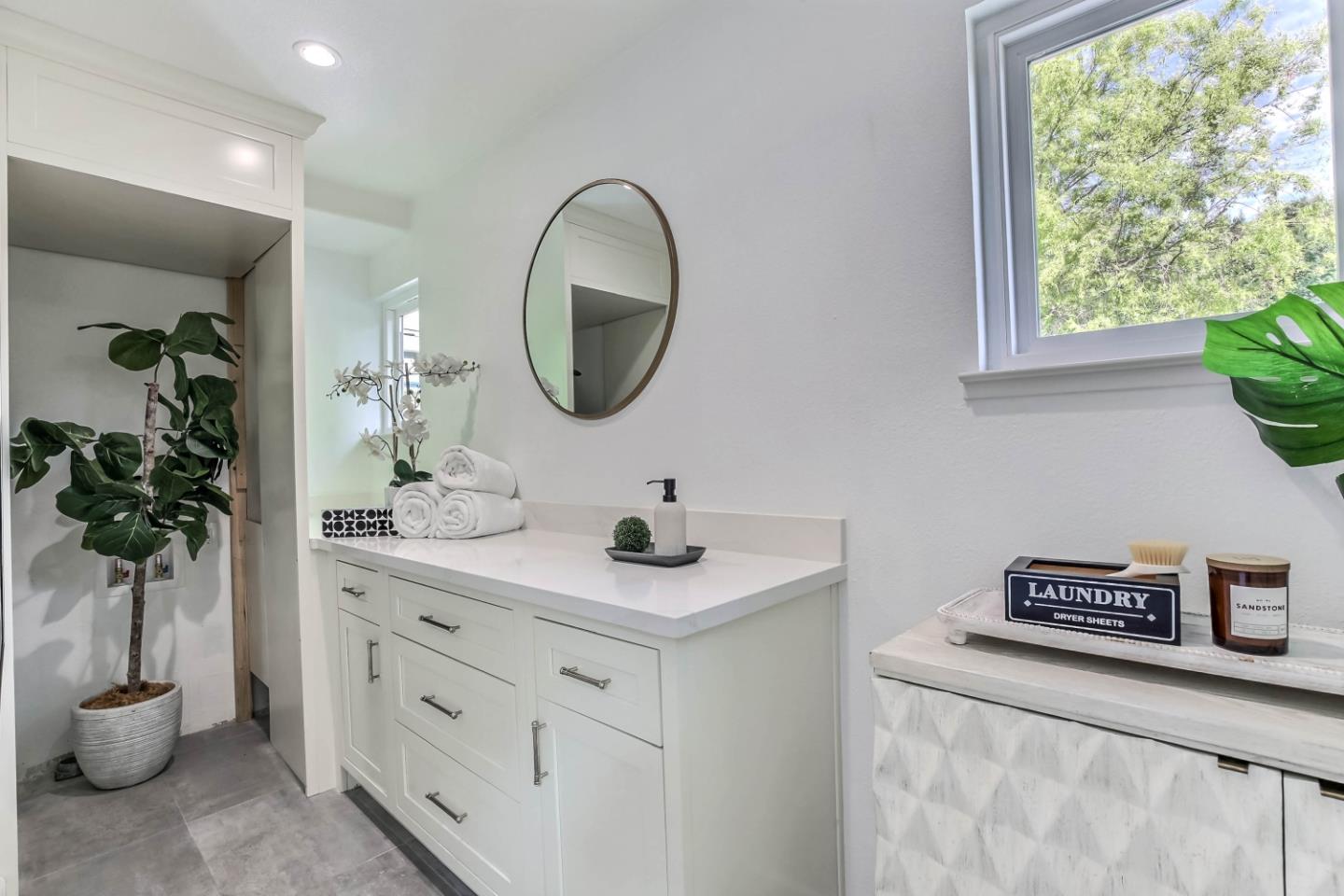 Detail Gallery Image 22 of 27 For 649 Eighth Ave, Menlo Park,  CA 94025 - 3 Beds | 2/1 Baths