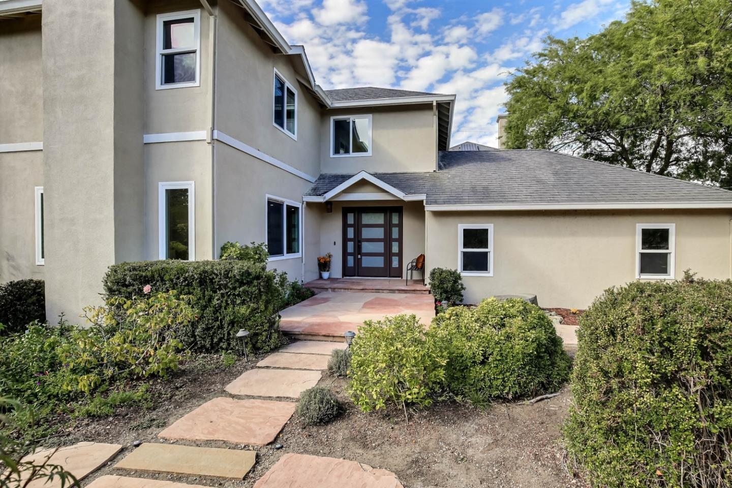 Detail Gallery Image 3 of 27 For 649 Eighth Ave, Menlo Park,  CA 94025 - 3 Beds | 2/1 Baths