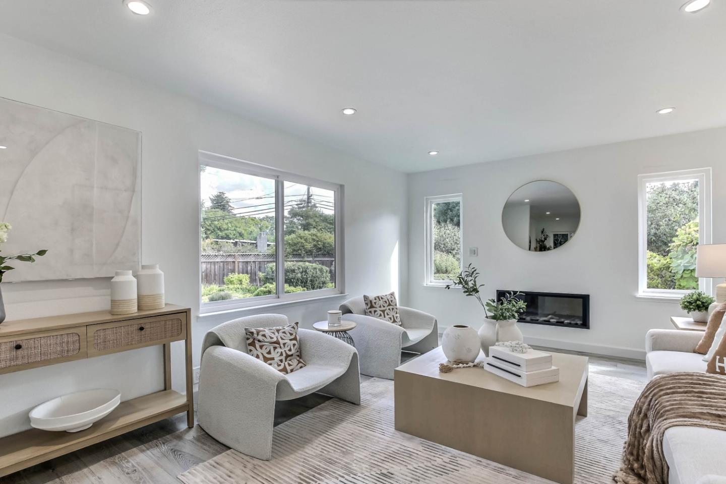 Detail Gallery Image 5 of 27 For 649 Eighth Ave, Menlo Park,  CA 94025 - 3 Beds | 2/1 Baths