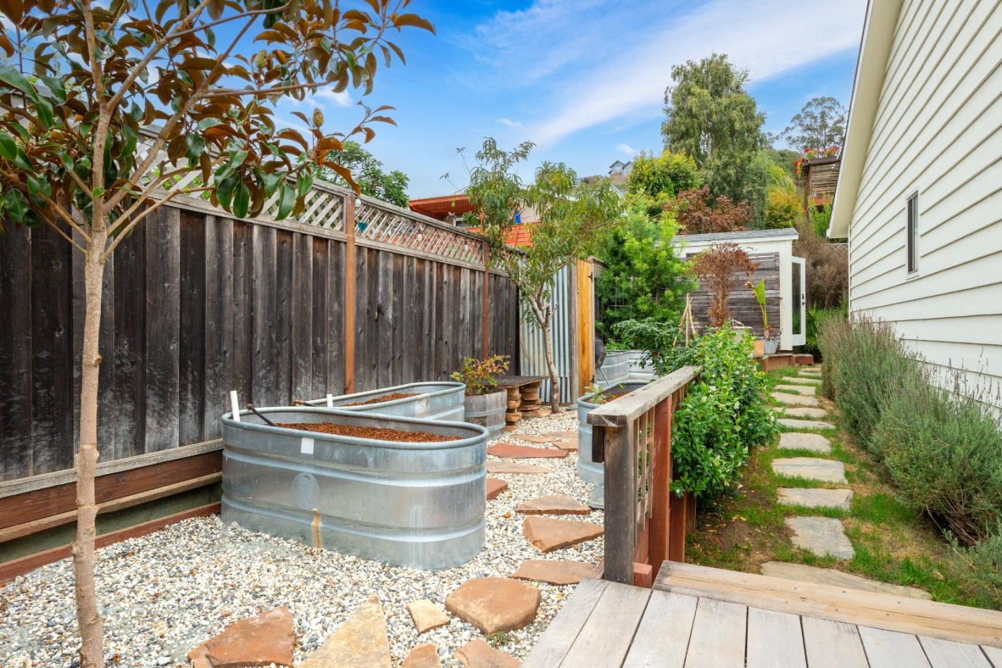 Detail Gallery Image 23 of 27 For 3503 Dover Dr, Santa Cruz,  CA 95065 - 3 Beds | 2 Baths