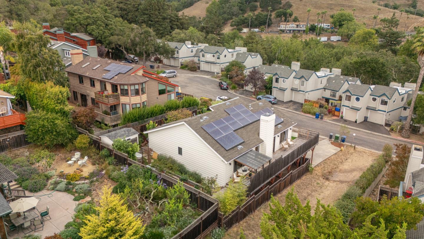 Detail Gallery Image 24 of 27 For 3503 Dover Dr, Santa Cruz,  CA 95065 - 3 Beds | 2 Baths