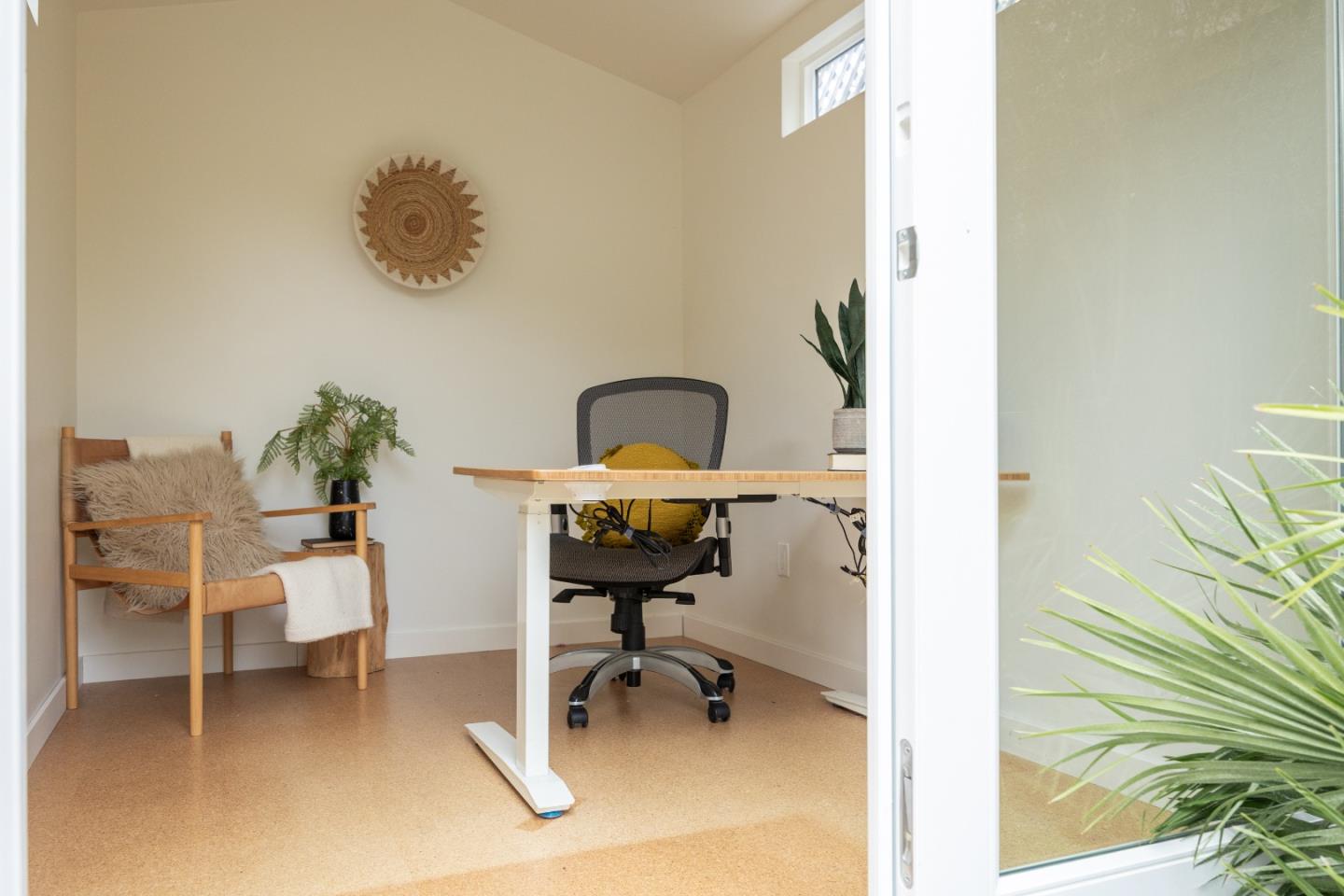 Detail Gallery Image 5 of 27 For 3503 Dover Dr, Santa Cruz,  CA 95065 - 3 Beds | 2 Baths