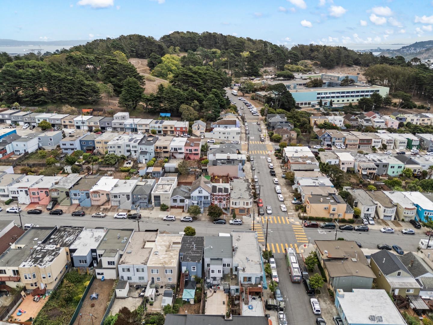 Detail Gallery Image 52 of 54 For 291 Munich St, San Francisco,  CA 94112 - 3 Beds | 2 Baths