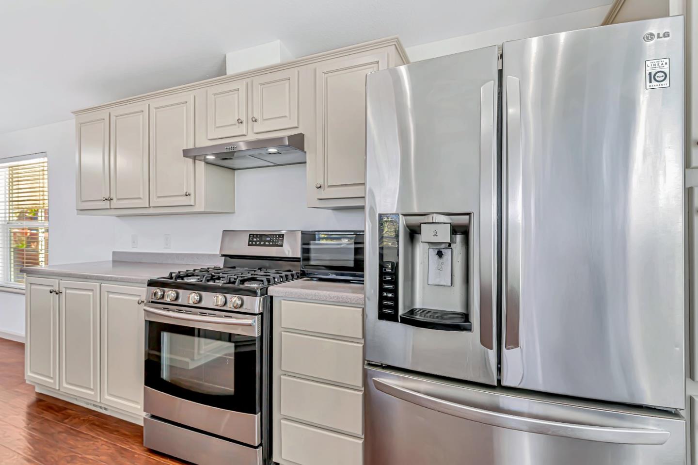 Detail Gallery Image 7 of 30 For 1900 Highway 1 #82,  Moss Landing,  CA 95039 - 3 Beds | 2 Baths