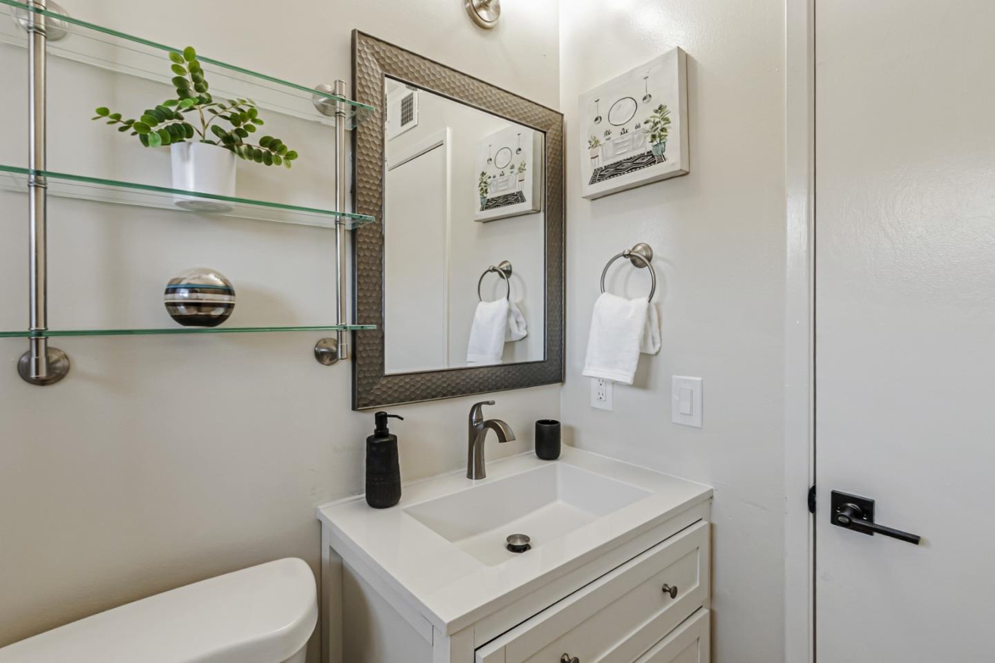 Detail Gallery Image 17 of 22 For 1359 Shawn Dr #4,  San Jose,  CA 95118 - 2 Beds | 1 Baths