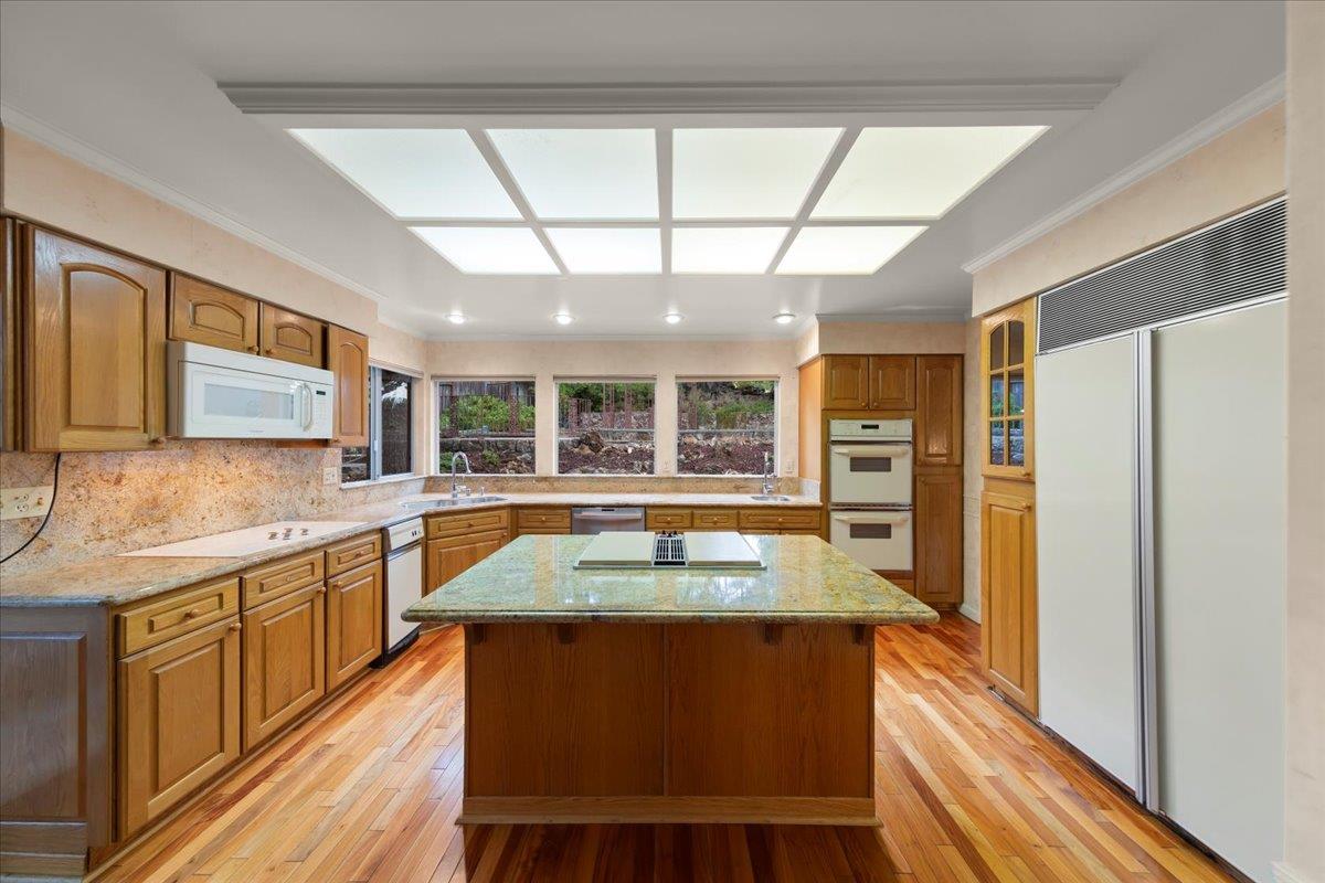 Detail Gallery Image 9 of 34 For 1357 Box Canyon Rd, San Jose,  CA 95120 - 4 Beds | 2/1 Baths