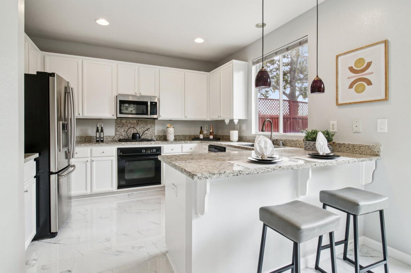 Detail Gallery Image 11 of 54 For 3699 Cedar Knoll Ct, San Jose,  CA 95121 - 4 Beds | 2/1 Baths