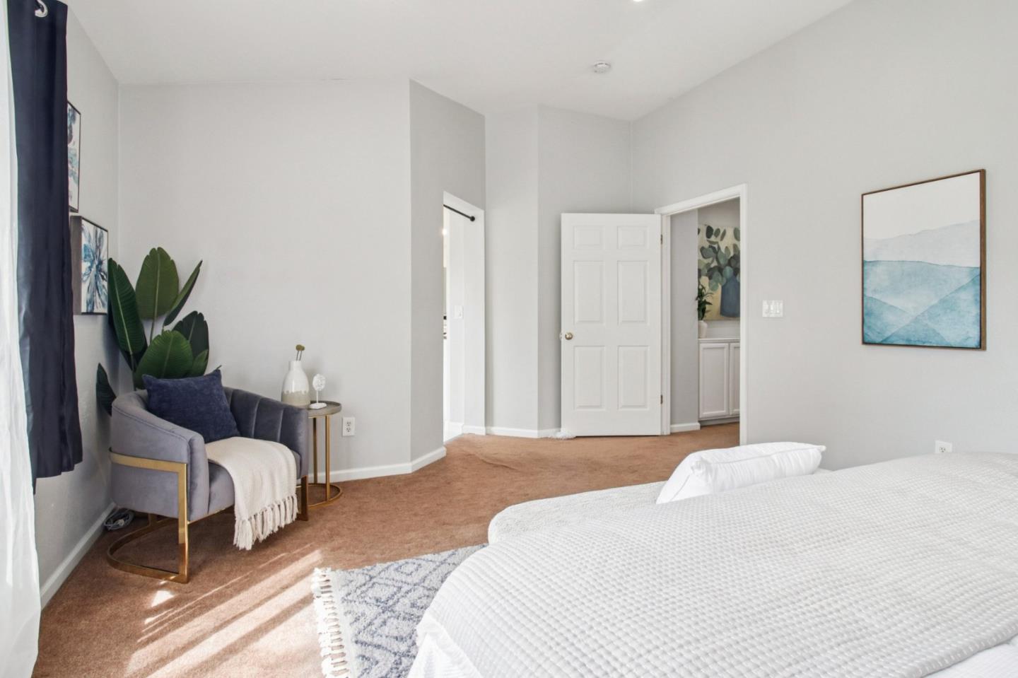 Detail Gallery Image 22 of 54 For 3699 Cedar Knoll Ct, San Jose,  CA 95121 - 4 Beds | 2/1 Baths