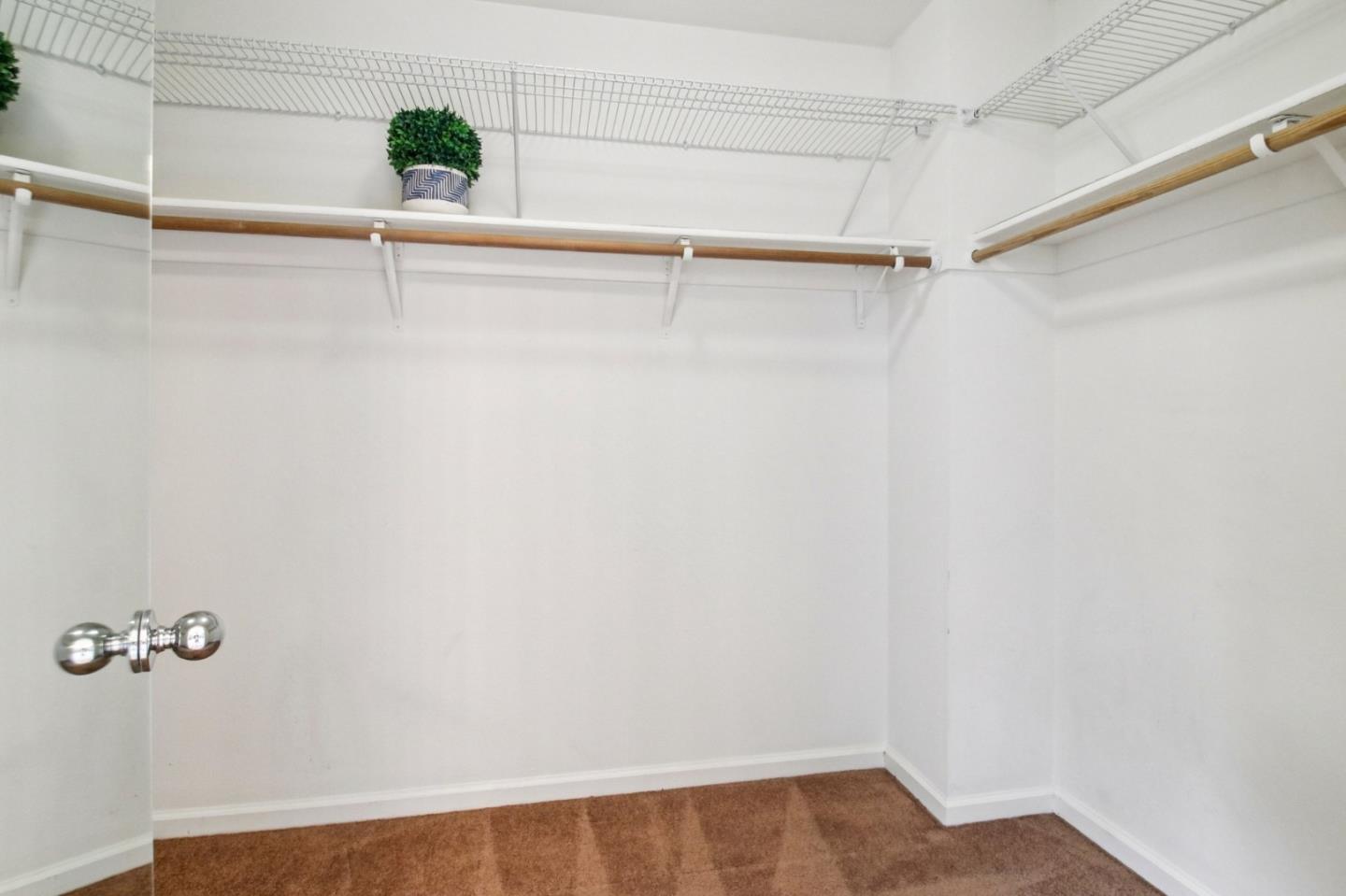 Detail Gallery Image 37 of 54 For 3699 Cedar Knoll Ct, San Jose,  CA 95121 - 4 Beds | 2/1 Baths