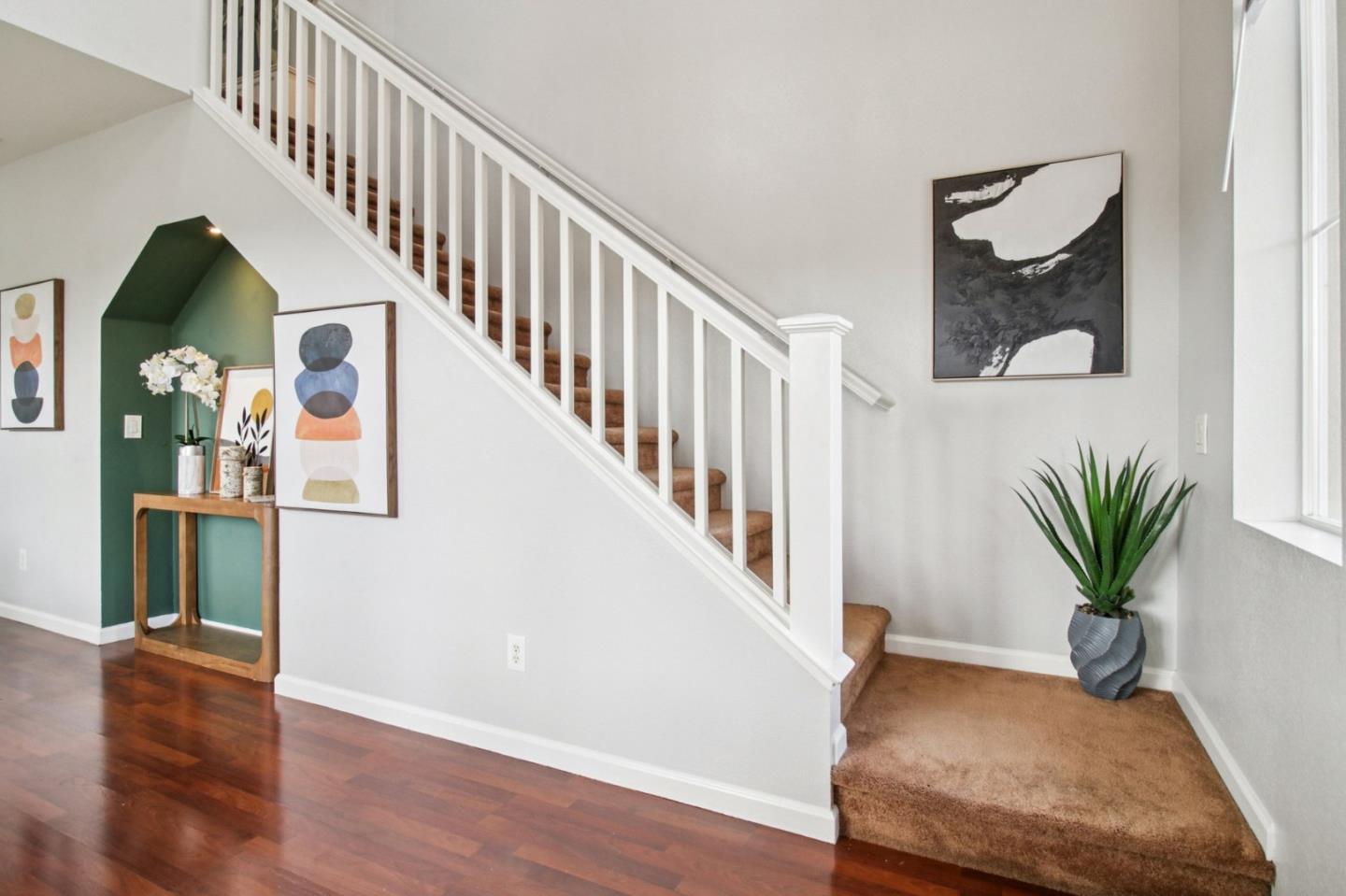 Detail Gallery Image 5 of 54 For 3699 Cedar Knoll Ct, San Jose,  CA 95121 - 4 Beds | 2/1 Baths