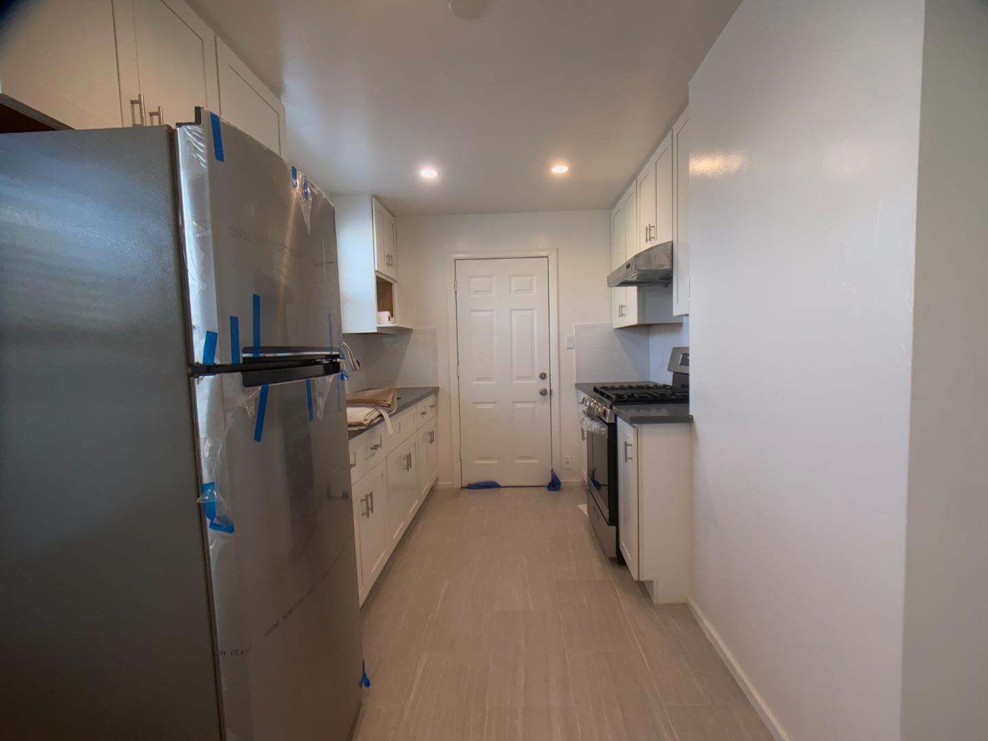 Detail Gallery Image 11 of 21 For 404 Spruce Ave #4,  South San Francisco,  CA 94080 - 1 Beds | 1 Baths