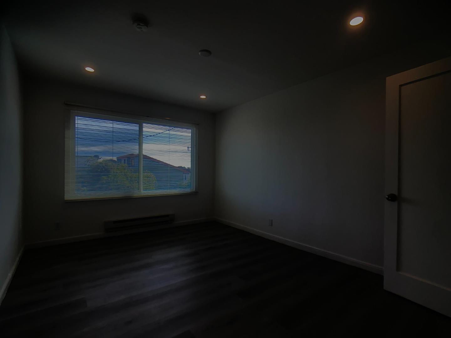 Detail Gallery Image 13 of 21 For 404 Spruce Ave #4,  South San Francisco,  CA 94080 - 1 Beds | 1 Baths