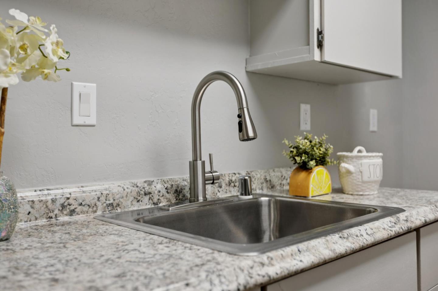 Detail Gallery Image 10 of 32 For 340 Vallejo Dr #50,  Millbrae,  CA 94030 - 2 Beds | 2 Baths