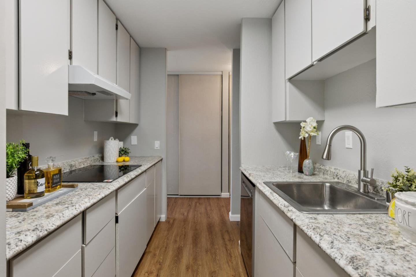 Detail Gallery Image 11 of 32 For 340 Vallejo Dr #50,  Millbrae,  CA 94030 - 2 Beds | 2 Baths