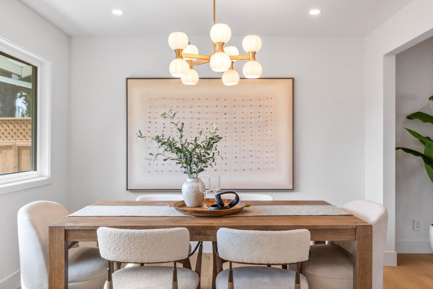 Detail Gallery Image 15 of 45 For 19522 via Real Dr, Saratoga,  CA 95070 - 5 Beds | 3 Baths