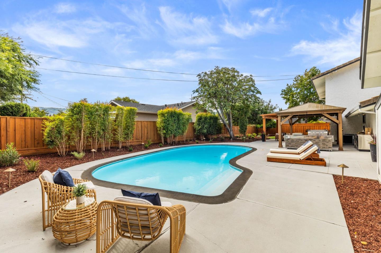 Detail Gallery Image 36 of 45 For 19522 via Real Dr, Saratoga,  CA 95070 - 5 Beds | 3 Baths