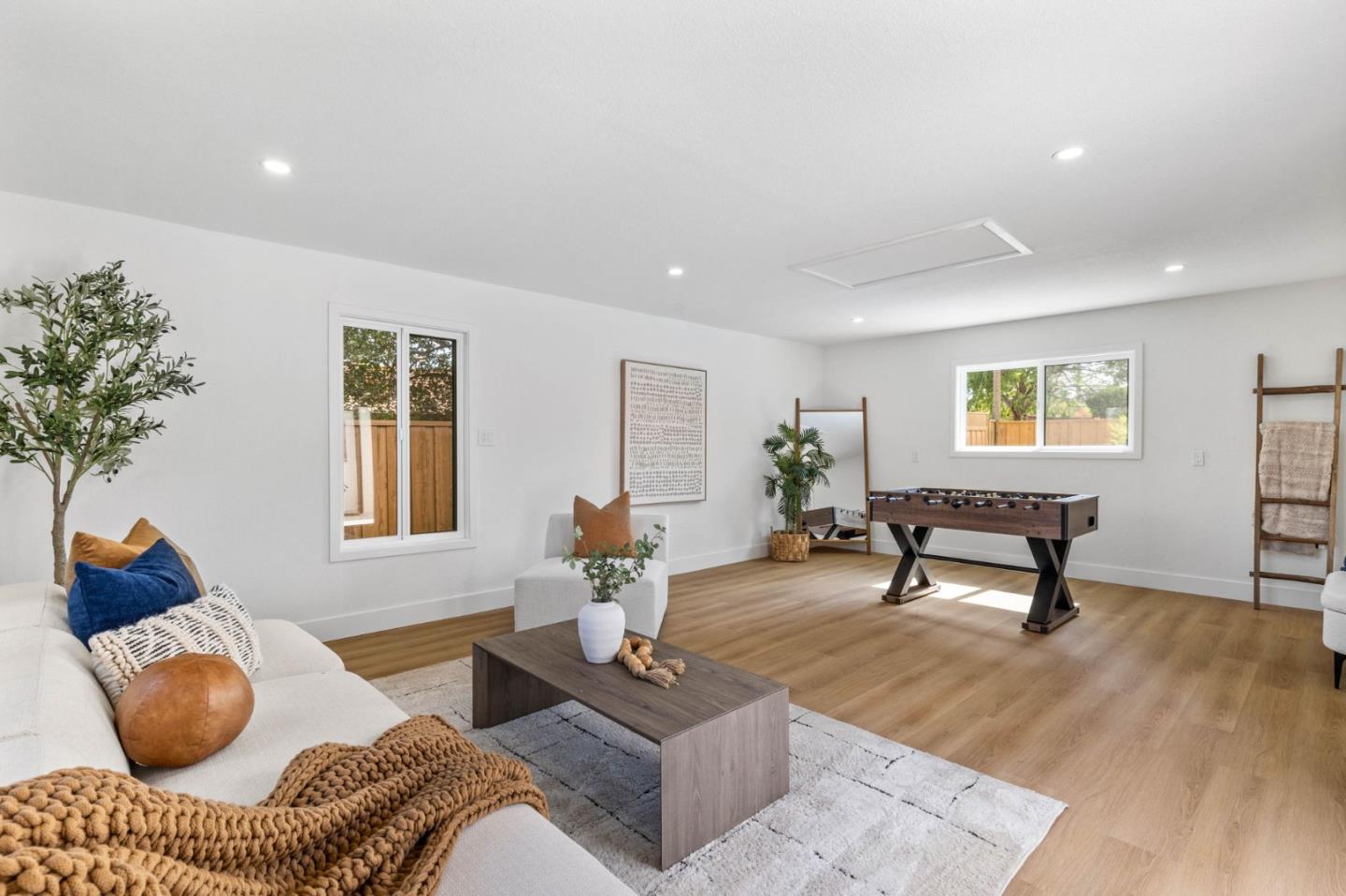 Detail Gallery Image 38 of 45 For 19522 via Real Dr, Saratoga,  CA 95070 - 5 Beds | 3 Baths