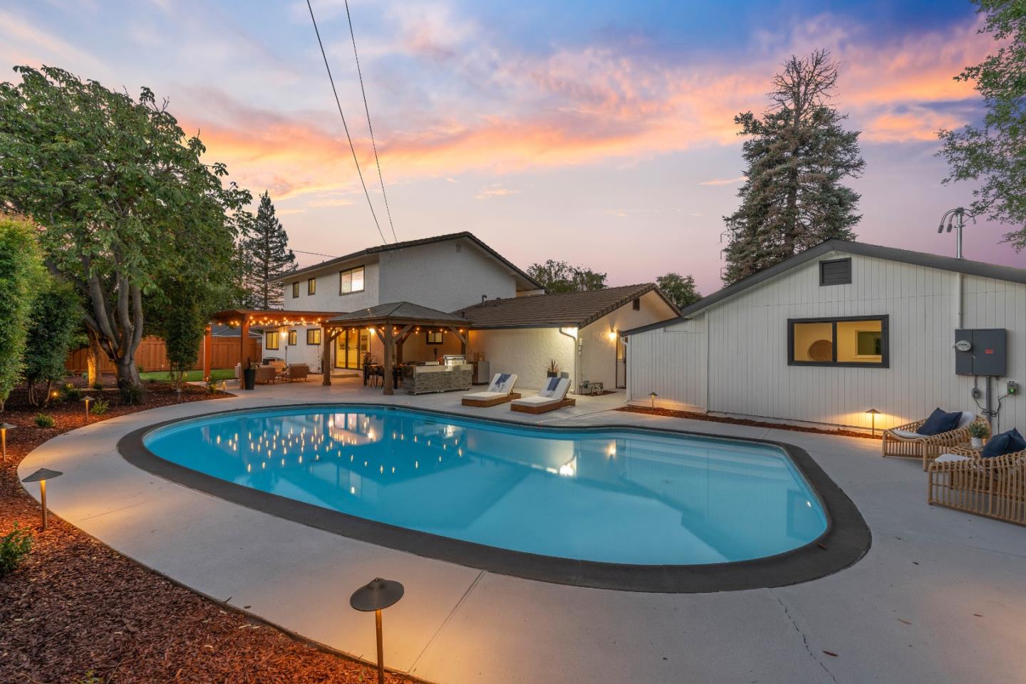 Detail Gallery Image 41 of 45 For 19522 via Real Dr, Saratoga,  CA 95070 - 5 Beds | 3 Baths