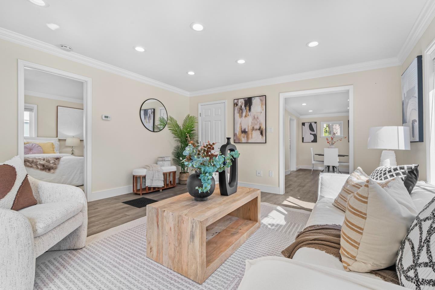 Detail Gallery Image 11 of 34 For 961 Channing Ave, Palo Alto,  CA 94301 - 2 Beds | 2 Baths