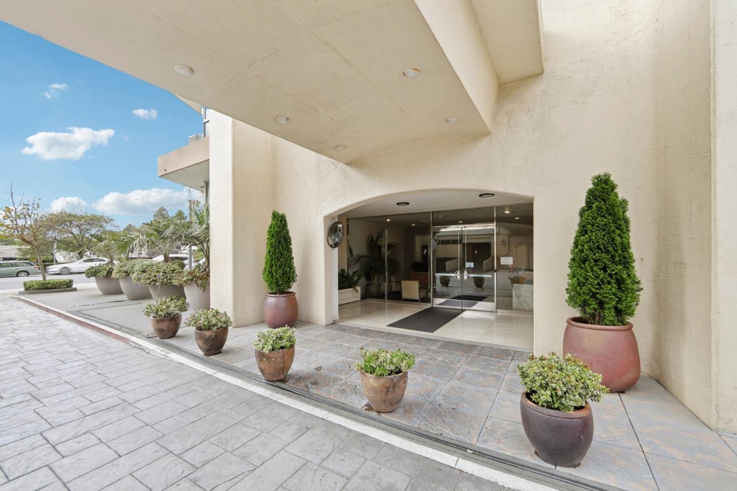 Detail Gallery Image 3 of 58 For 1200 Gough St 14d,  San Francisco,  CA 94109 - 1 Beds | 1 Baths