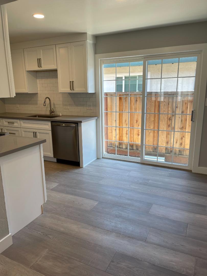 Detail Gallery Image 7 of 26 For 4455 Hamilton Ave #C,  San Jose,  CA 95130 - 2 Beds | 1 Baths