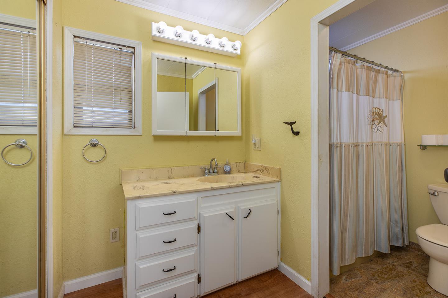 Detail Gallery Image 18 of 19 For 2155 Wharf Rd #12,  Capitola,  CA 95010 - 2 Beds | 2 Baths