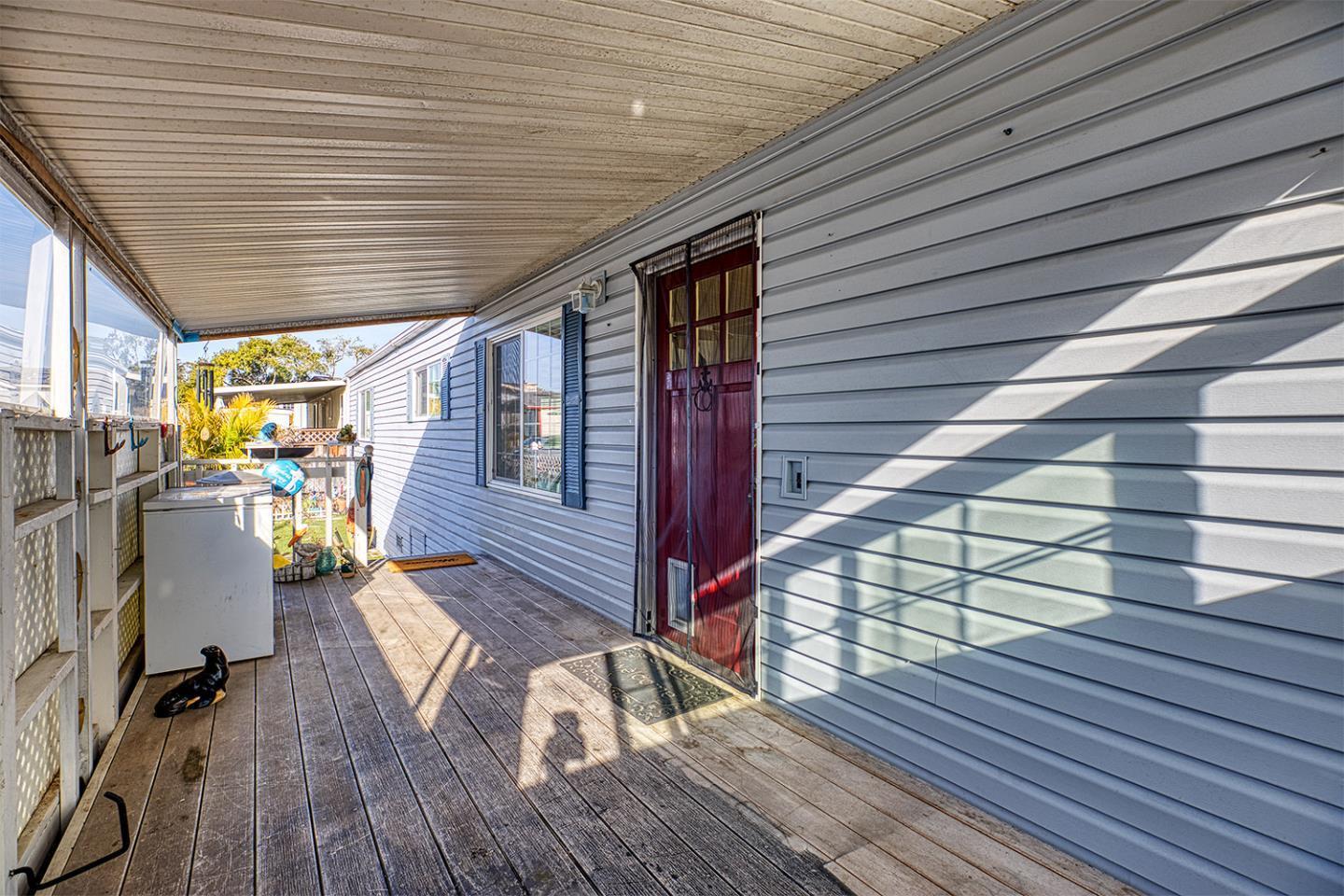 Detail Gallery Image 5 of 19 For 2155 Wharf Rd #12,  Capitola,  CA 95010 - 2 Beds | 2 Baths
