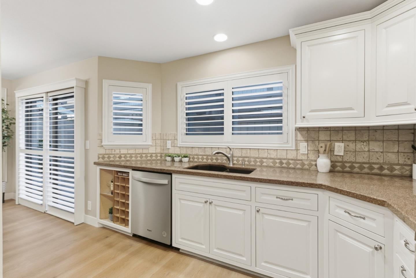 Detail Gallery Image 10 of 25 For 382 Union Ave #C,  Campbell,  CA 95008 - 3 Beds | 2/1 Baths