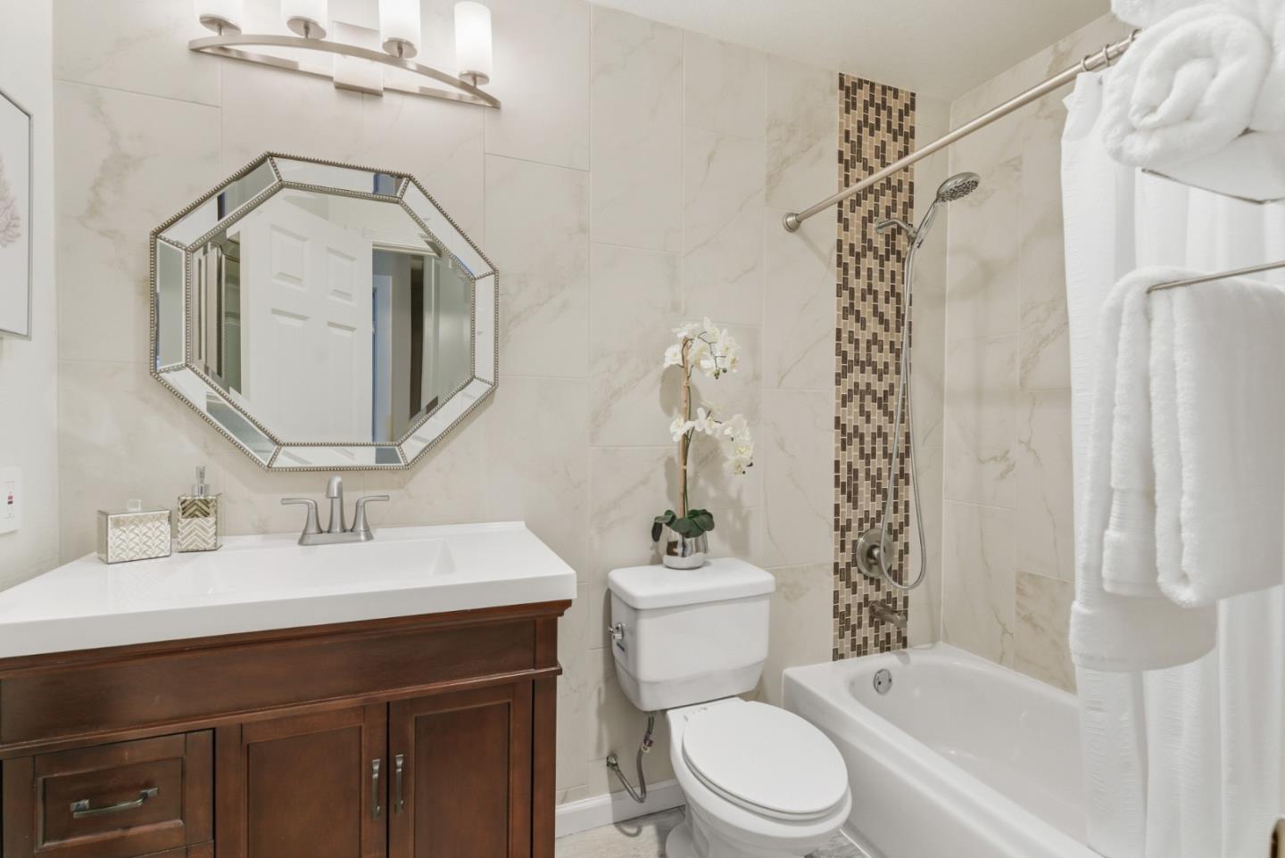 Detail Gallery Image 22 of 25 For 382 Union Ave #C,  Campbell,  CA 95008 - 3 Beds | 2/1 Baths