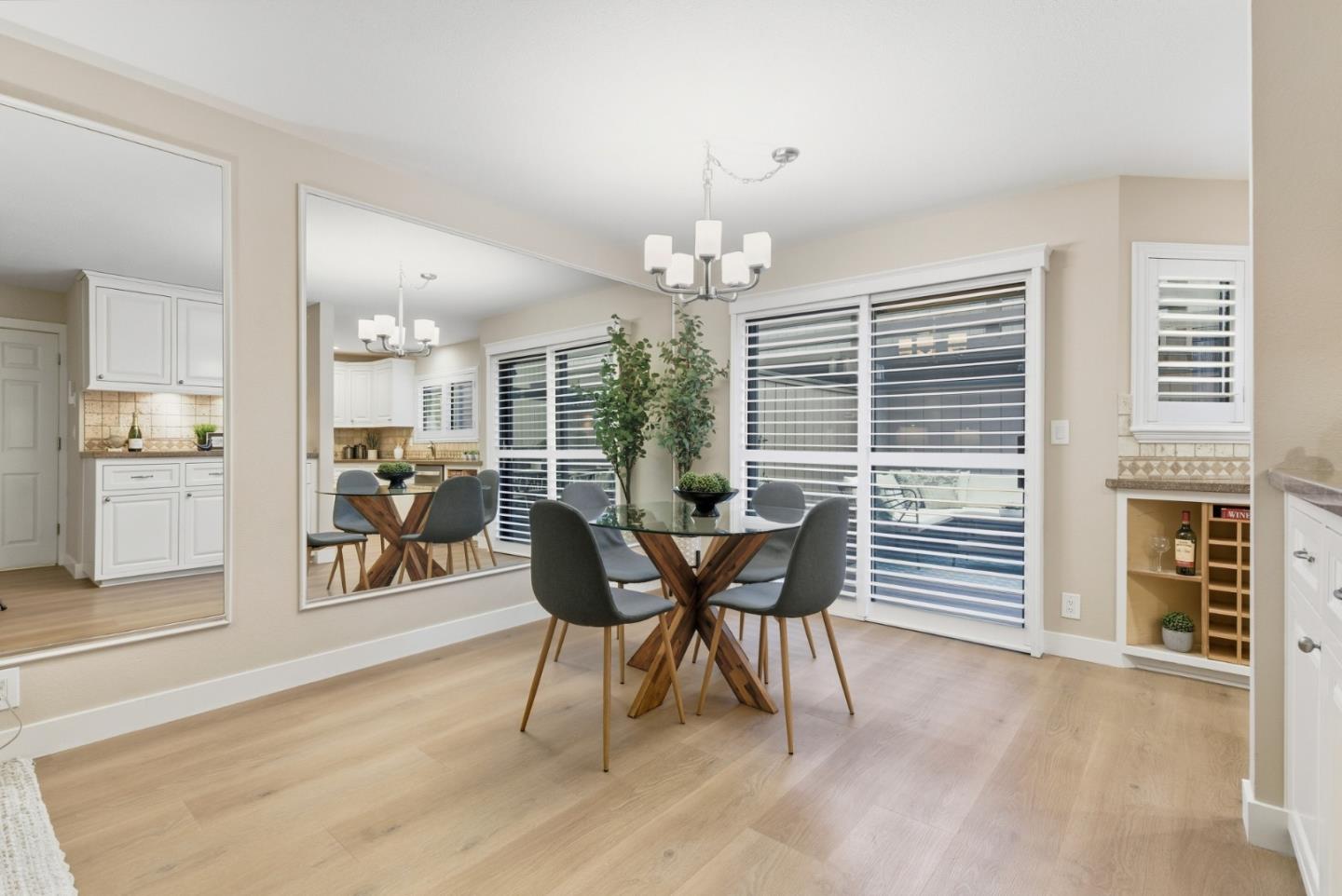 Detail Gallery Image 8 of 25 For 382 Union Ave #C,  Campbell,  CA 95008 - 3 Beds | 2/1 Baths