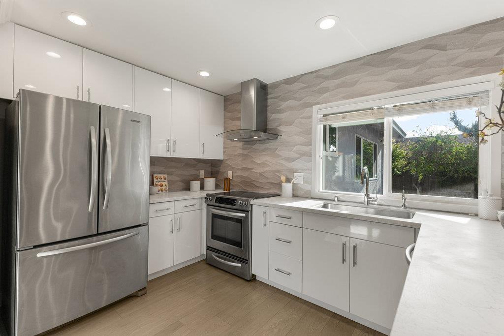 Detail Gallery Image 15 of 78 For 1189 Boynton Ave, San Jose,  CA 95117 - 4 Beds | 2 Baths