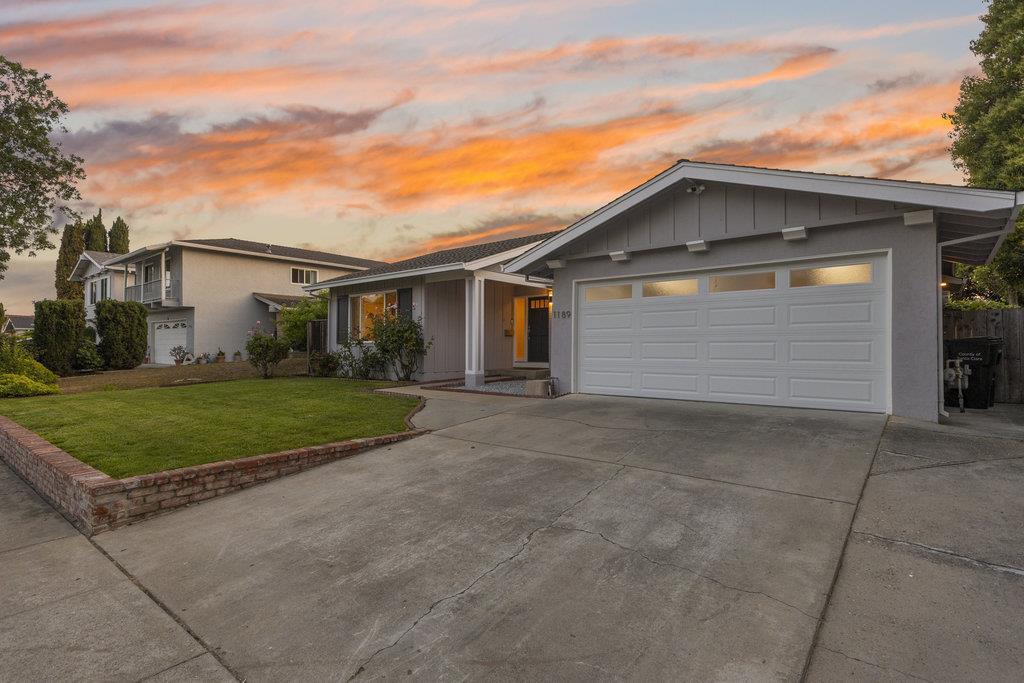 Detail Gallery Image 2 of 78 For 1189 Boynton Ave, San Jose,  CA 95117 - 4 Beds | 2 Baths