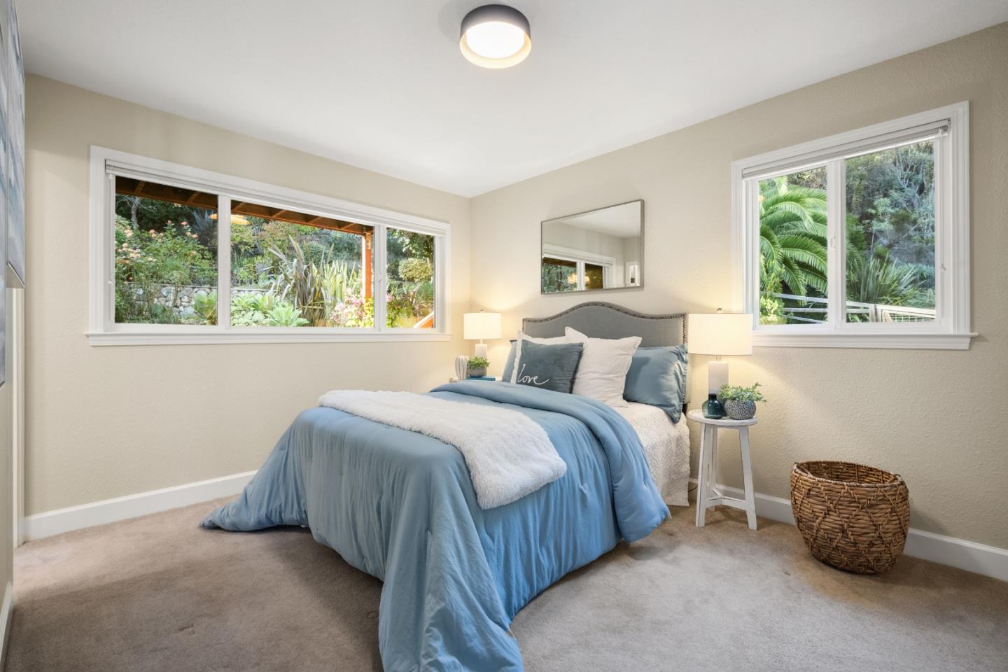 Detail Gallery Image 26 of 78 For 1042 Yosemite Dr, Pacifica,  CA 94044 - 4 Beds | 4 Baths