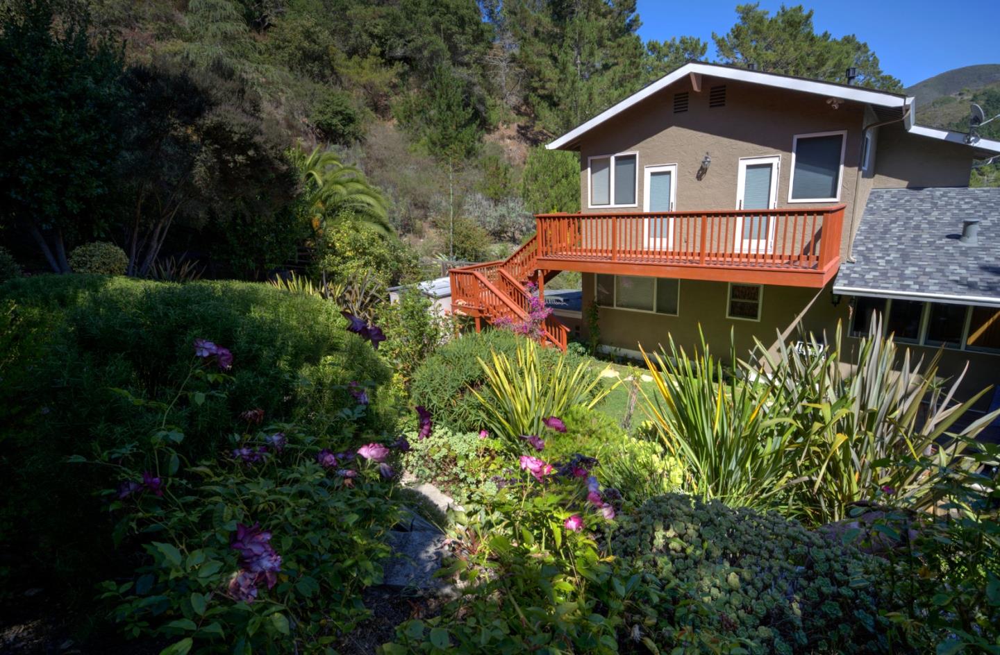 Detail Gallery Image 46 of 78 For 1042 Yosemite Dr, Pacifica,  CA 94044 - 4 Beds | 4 Baths