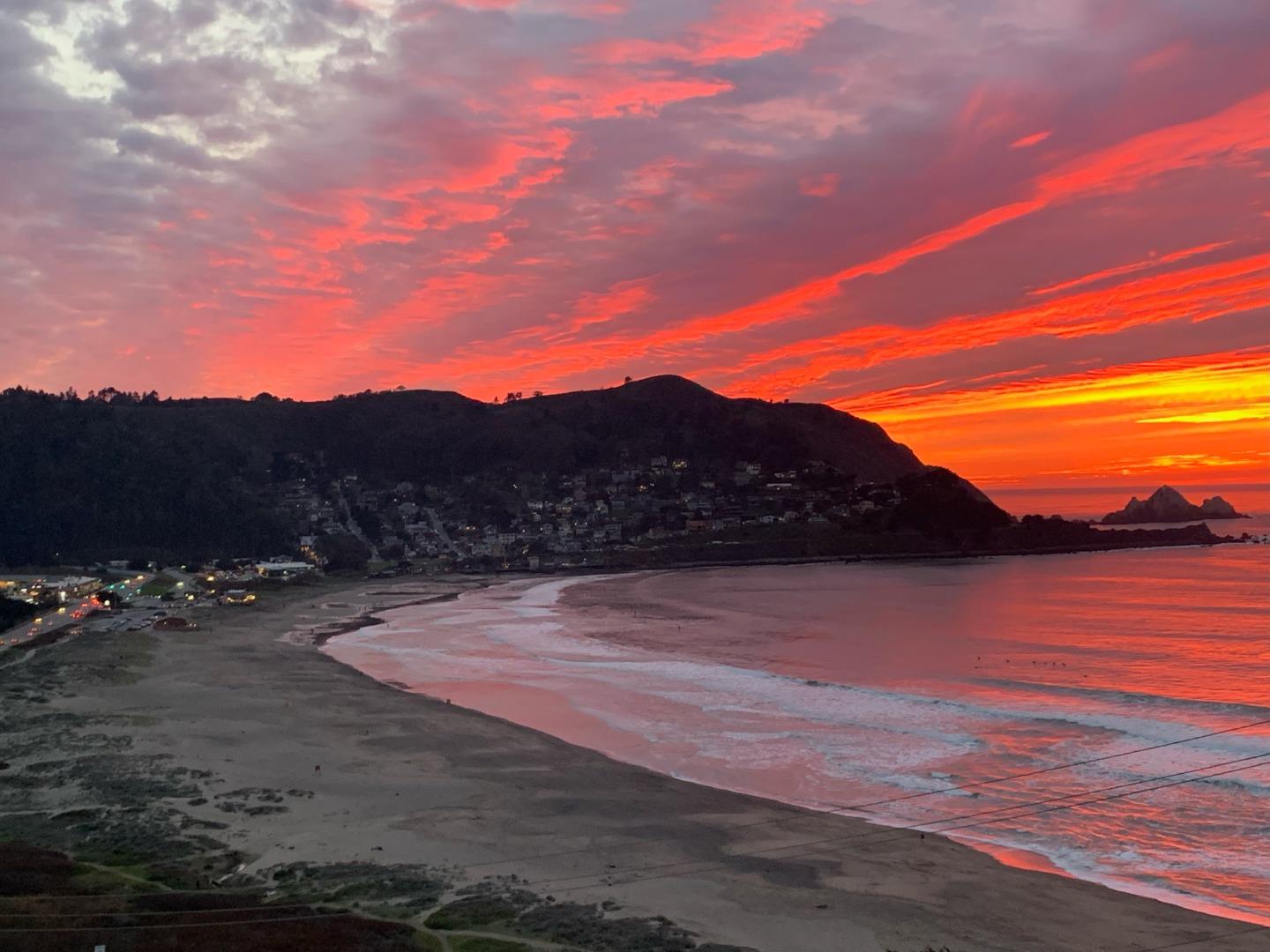 Detail Gallery Image 72 of 78 For 1042 Yosemite Dr, Pacifica,  CA 94044 - 4 Beds | 4 Baths