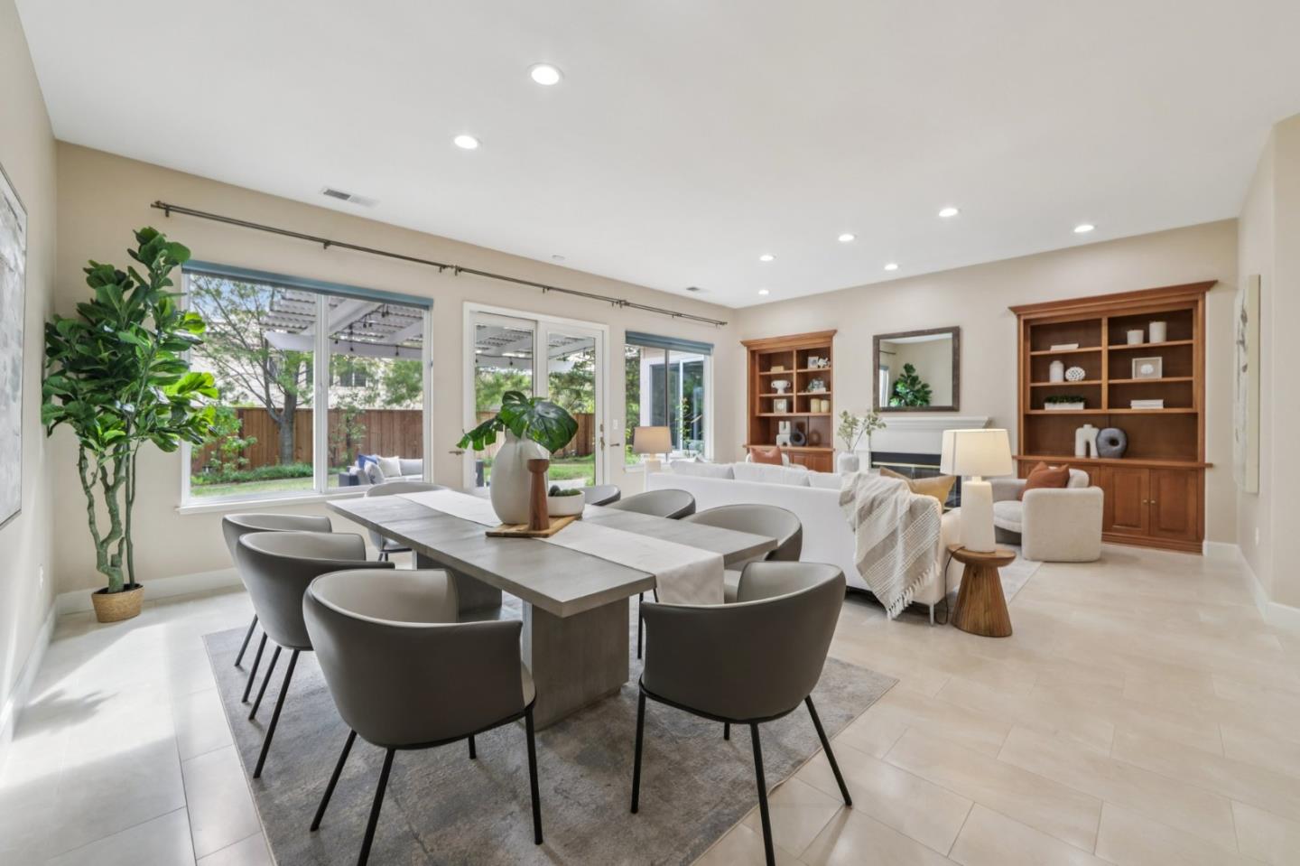 Detail Gallery Image 13 of 54 For 5333 Laurel Canyon Dr, San Jose,  CA 95138 - 5 Beds | 3 Baths