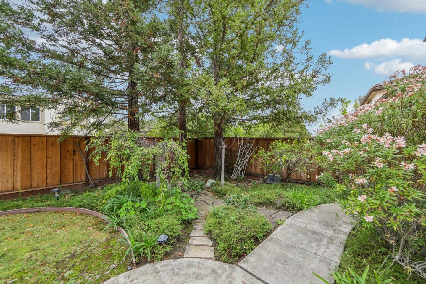 Detail Gallery Image 41 of 54 For 5333 Laurel Canyon Dr, San Jose,  CA 95138 - 5 Beds | 3 Baths