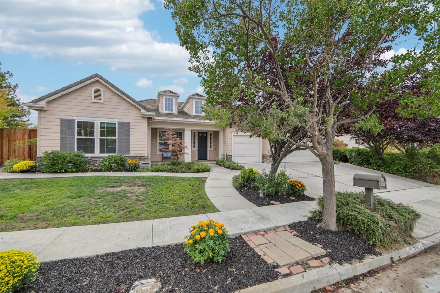 Detail Gallery Image 51 of 54 For 5333 Laurel Canyon Dr, San Jose,  CA 95138 - 5 Beds | 3 Baths