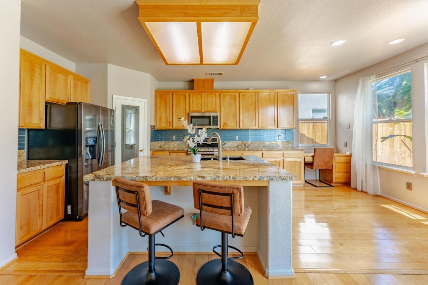 Detail Gallery Image 10 of 39 For 769 Dody, Manteca,  CA 95337 - 4 Beds | 3 Baths