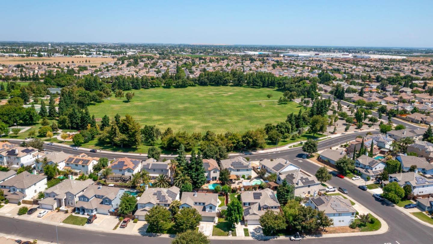 Detail Gallery Image 35 of 39 For 769 Dody, Manteca,  CA 95337 - 4 Beds | 3 Baths